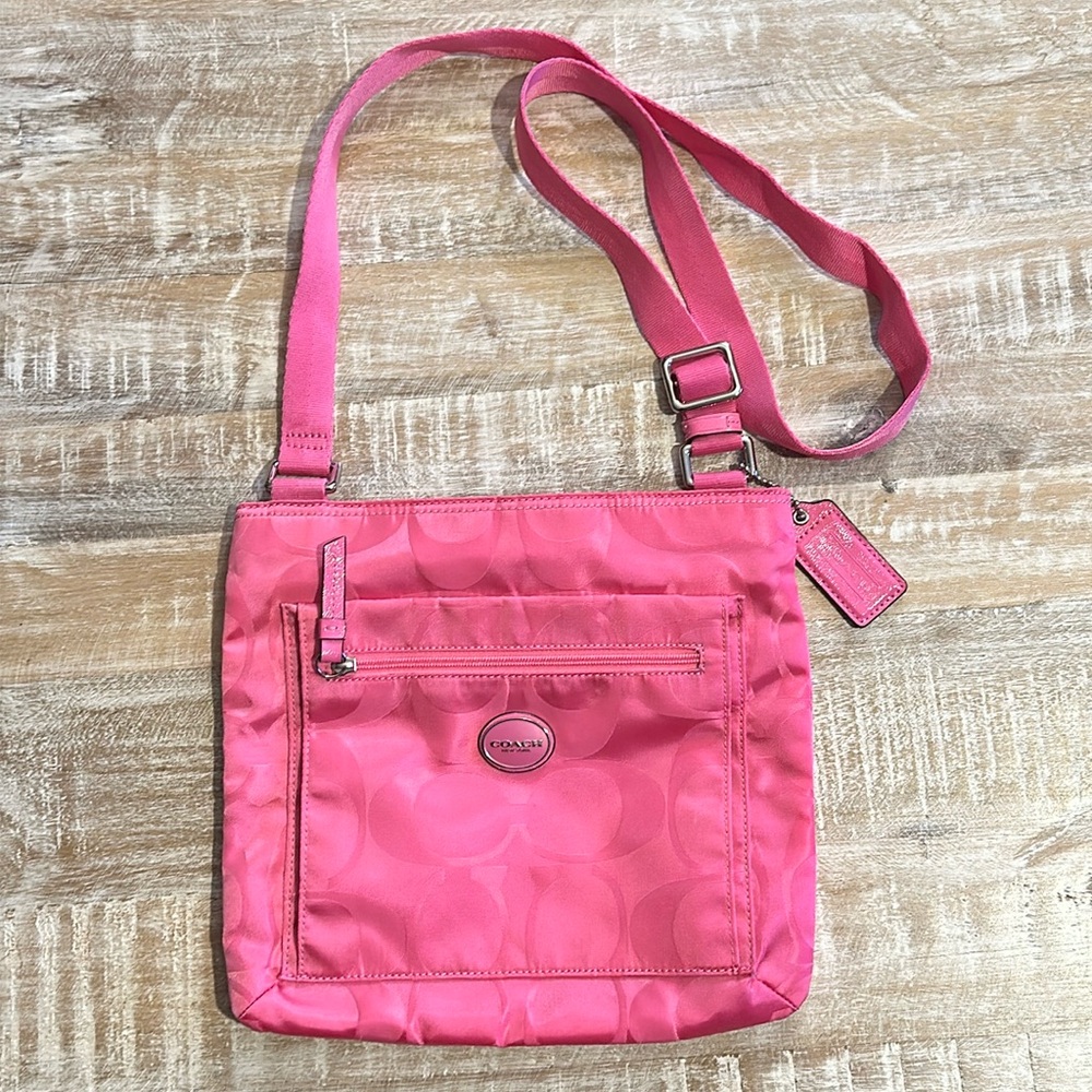 COACH Crossbody Purse Signature Getaway Nylon File Crossbody Bag F77408 Hot Pink